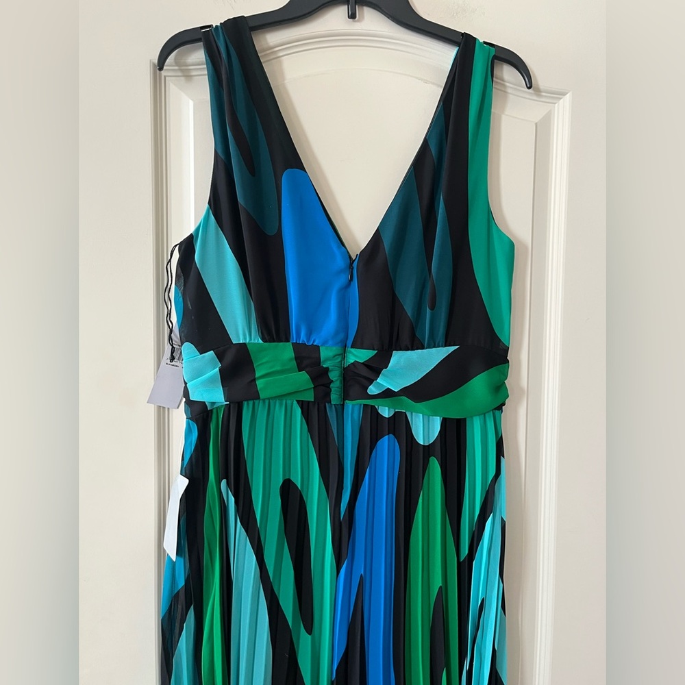 London Times Elegant Multicolor Sleeveless Double V Dress Women’s Size 10 - Picture 2 of 14